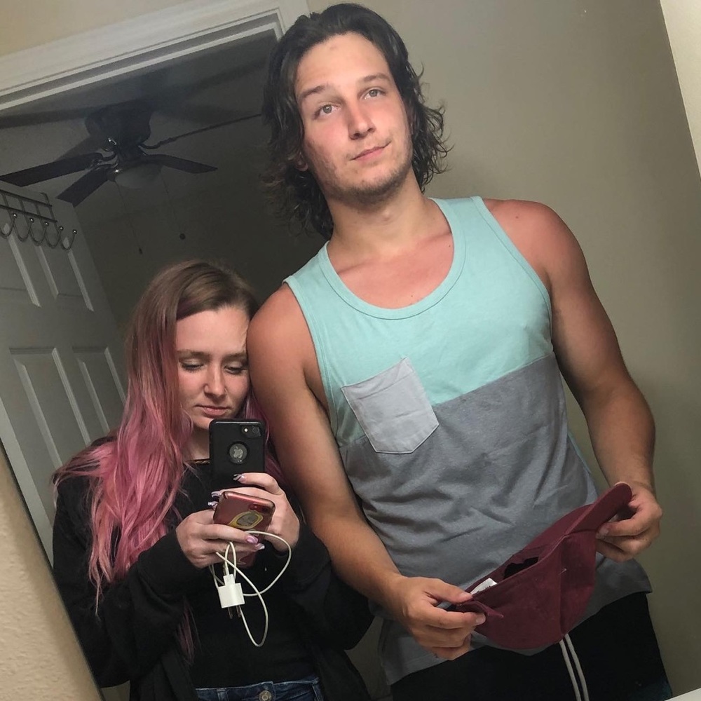 Meet your Posher, Sarina